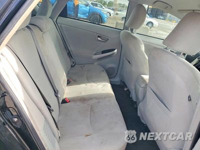 Zdjęcie 10 z 12 samochodu: 2014 TOYOTA PRIUS VIN:JTDKN3DU3E0375655 - miniatura