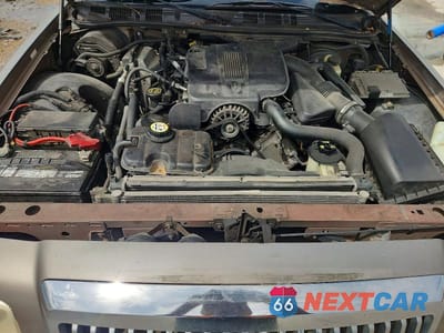 Zdjęcie 11 z 12 samochodu: 2006 MERCURY GRAND MARQUIS LS VIN:2MEHM75V66X649914 - miniatura