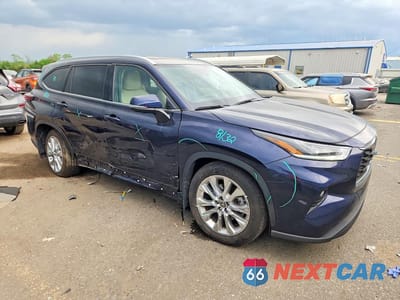 Czwarte zdjęcie samochodu z boku: 2024 TOYOTA HIGHLANDER LIMITED VIN:5TDKDRBH5RS559770 - miniatura