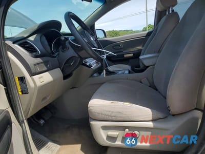Zdjęcie 7 z 13 samochodu: 2016 KIA SEDONA LX VIN:KNDMB5C11G6105666 - miniatura