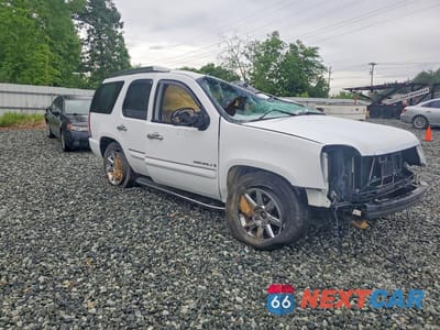 Czwarte zdjęcie samochodu z boku: 2007 GMC YUKON DENALI VIN:1GKFK63867J280184 - miniatura