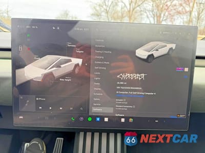 Zdjęcie 8 z 14 samochodu: 2024 TESLA CYBERTRUCK VIN:7G2CEHEE3RA048554 - miniatura