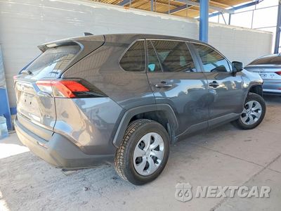 Trzecie zdjęcie samochodu z tyłu: 2025 TOYOTA RAV4 LE VIN:2T3H1RFV9SW425870 - miniatura