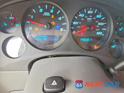 Zdjęcie 9 z 12 samochodu: 2011 CHEVROLET SILVERADO K2500 HEAVY DUTY LTZ VIN:1GC1KYE86BF102883 - miniatura