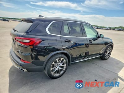 Trzecie zdjęcie samochodu z tyłu: 2021 BMW X5 SDRIVE 40I VIN:5UXCR4C09M9G71045 - miniatura