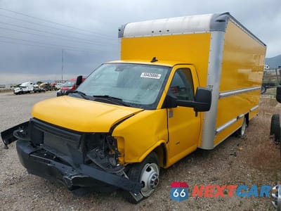 2021 GMC SAVANA CUTAWAY G3500 BOX TRUCK 7GZ37TC78MN006627 - główne zdjęcie licytacji z USA - miniatura