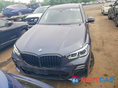 Piąte zdjęcie samochodu w środku: 2020 BMW X5 M50I VIN:5UXJU4C02L9B93880 - miniatura