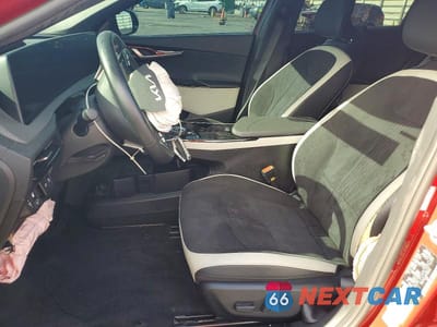 Zdjęcie 7 z 13 samochodu: 2023 KIA EV6 GT LINE VIN:KNDC44LA4P5118532 - miniatura