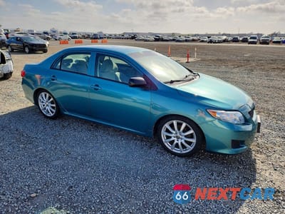 Czwarte zdjęcie samochodu z boku: 2010 TOYOTA COROLLA BASE VIN:1NXBU4EEXAZ293159 - miniatura