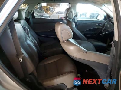 Zdjęcie 11 z 13 samochodu: 2017 HYUNDAI SANTA FE LIMITED ULTIMATE VIN:KM8SR4HF4HU218182 - miniatura