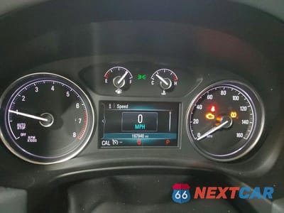 Zdjęcie 9 z 14 samochodu: 2019 BUICK ENCLAVE ESSENCE VIN:5GAEVAKW9KJ290865 - miniatura