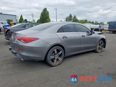 Trzecie zdjęcie samochodu z tyłu: 2020 MERCEDES-BENZ CLA 250 4MATIC VIN:WDD5J4HB0LN071289 - miniatura