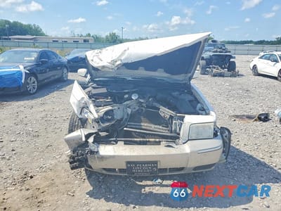 Piąte zdjęcie samochodu w środku: 2007 MERCURY GRAND MARQUIS GS VIN:2MEFM74V27X615284 - miniatura