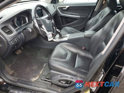 Zdjęcie 7 z 12 samochodu: 2015 VOLVO V60 PREMIER VIN:YV1612SK0F1222407 - miniatura