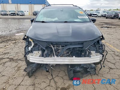 Piąte zdjęcie samochodu w środku: 2019 CHRYSLER PACIFICA TOURING L VIN:2C4RC1BGXKR526207 - miniatura