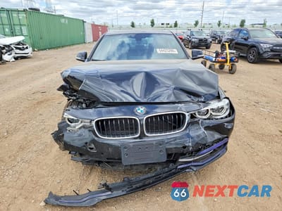 Piąte zdjęcie samochodu w środku: 2016 BMW 328 XI SULEV VIN:WBA8E3G53GNT80050 - miniatura
