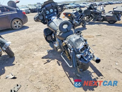Czwarte zdjęcie samochodu z boku: 2009 HARLEY DAVIDSON FLHX VIN:1HD1KB4369Y687707 - miniatura