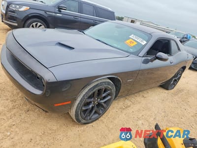 2015 DODGE CHALLENGER SXT 2C3CDZAT5FH855929 - główne zdjęcie licytacji z USA - miniatura