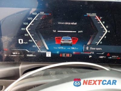 Zdjęcie 9 z 12 samochodu: 2025 BMW M340I VIN:3MW59FT09S8F49261 - miniatura