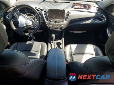 Zdjęcie 8 z 12 samochodu: 2018 CHEVROLET MALIBU LT VIN:1G1ZD5ST4JF173902 - miniatura
