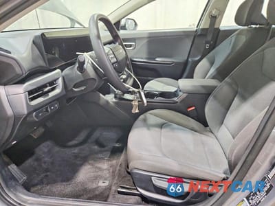 Zdjęcie 7 z 12 samochodu: 2025 KIA K4 LXS VIN:3KPFT4DEXSE141845 - miniatura
