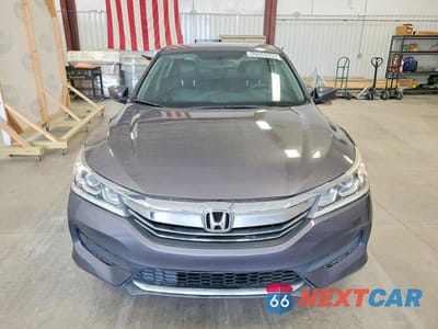 Piąte zdjęcie samochodu w środku: 2016 HONDA ACCORD LX VIN:1HGCR2F33GA140761 - miniatura