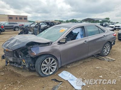 2015 TOYOTA CAMRY XLE 4T1BF1FK8FU919389 - główne zdjęcie licytacji z USA - miniatura