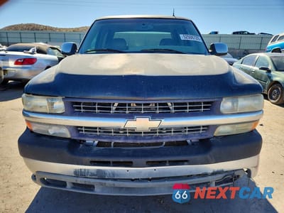 Piąte zdjęcie samochodu w środku: 2002 CHEVROLET SILVERADO C2500 HEAVY DUTY VIN:1GCHC23G02F106477 - miniatura