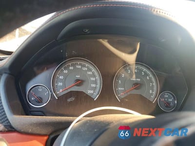 Zdjęcie 9 z 13 samochodu: 2016 BMW M4 VIN:WBS3R9C50GK336317 - miniatura