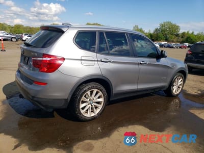 Trzecie zdjęcie samochodu z tyłu: 2017 BMW X3 SDRIVE28I VIN:5UXWZ7C39H0X40073 - miniatura