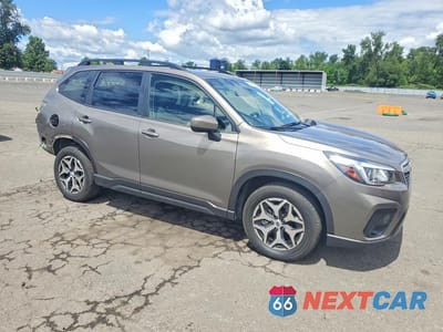 Czwarte zdjęcie samochodu z boku: 2020 SUBARU FORESTER PREMIUM VIN:JF2SKAGC8LH451032 - miniatura