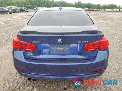 Zdjęcie 6 z 12 samochodu: 2018 BMW 330 XI VIN:WBA8D9G58JNU72719 - miniatura