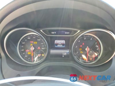 Zdjęcie 9 z 12 samochodu: 2019 MERCEDES-BENZ CLA 250 4MATIC VIN:WDDSJ4GB2KN722845 - miniatura