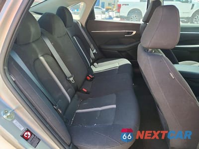 Zdjęcie 10 z 12 samochodu: 2021 HYUNDAI SONATA HYBRID SEL VIN:KMHL34JJXMA023882 - miniatura