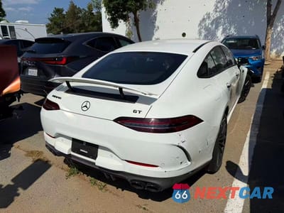 Czwarte zdjęcie samochodu z boku: 2021 MERCEDES-BENZ AMG GT 43 VIN:W1K7X5KB3MA036275 - miniatura