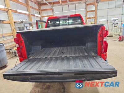 Zdjęcie 6 z 12 samochodu: 2020 CHEVROLET SILVERADO K1500 LT VIN:1GCRYDED7LZ262990 - miniatura