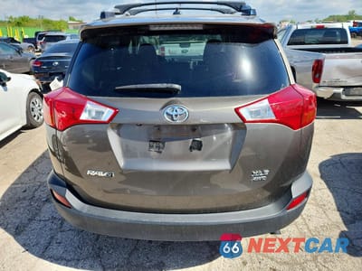 Zdjęcie 6 z 13 samochodu: 2014 TOYOTA RAV4 XLE VIN:JTMRFREV4ED081762 - miniatura