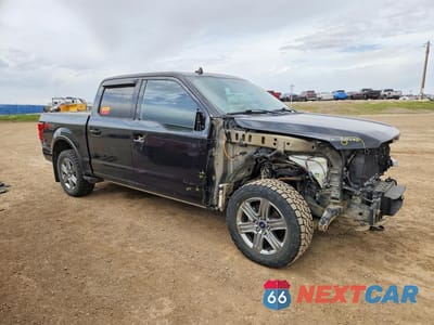 Czwarte zdjęcie samochodu z boku: 2018 FORD F150 SUPERCREW VIN:1FTFW1E15JFD30344 - miniatura