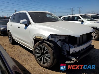 Czwarte zdjęcie samochodu z boku: 2020 VOLVO XC90 T6 MOMENTUM VIN:YV4A22PK6L1601698 - miniatura