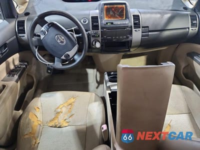 Zdjęcie 8 z 13 samochodu: 2005 TOYOTA PRIUS BASE VIN:JTDKB20U953042657 - miniatura