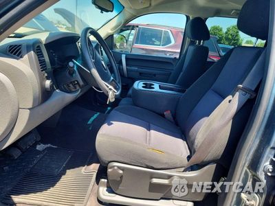 Zdjęcie 13 z 24 samochodu: 2010 CHEVROLET SILVERADO C1500 LS VIN:3GCRCREA6AG290889 - miniatura