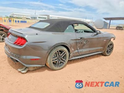 Trzecie zdjęcie samochodu z tyłu: 2020 FORD MUSTANG GT VIN:1FATP8FF0L5112457 - miniatura
