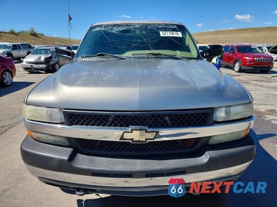 Piąte zdjęcie samochodu w środku: 2001 CHEVROLET SILVERADO K2500 HEAVY DUTY VIN:1GCHK29191E335380 - miniatura