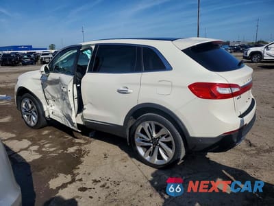 Drugie zdjęcie samochodu z przodu: 2016 LINCOLN MKX BLACK LABEL VIN:2LMPJ9JP6GBL79199 - miniatura
