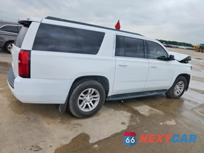 Trzecie zdjęcie samochodu z tyłu: 2017 CHEVROLET SUBURBAN K1500 LS VIN:1GNSKGKC8HR261832 - miniatura