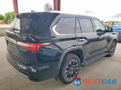 Trzecie zdjęcie samochodu z tyłu: 2025 TOYOTA SEQUOIA LIMITED VIN:7SVAAAAA3SX003957 - miniatura
