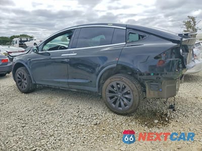 Drugie zdjęcie samochodu z przodu: 2018 TESLA MODEL X VIN:5YJXCDE27JF138418 - miniatura