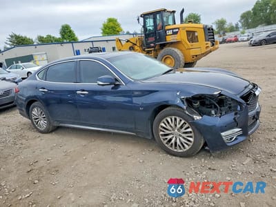 Czwarte zdjęcie samochodu z boku: 2015 INFINITI Q70L 3.7 VIN:JN1BY1PR5FM831431 - miniatura