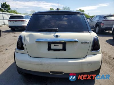 Zdjęcie 6 z 13 samochodu: 2009 MINI COOPER VIN:WMWMF33519TW72988 - miniatura