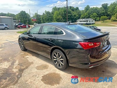 Trzecie zdjęcie samochodu z tyłu: 2025 CHEVROLET MALIBU RS VIN:1G1ZG5ST0SF134801 - miniatura